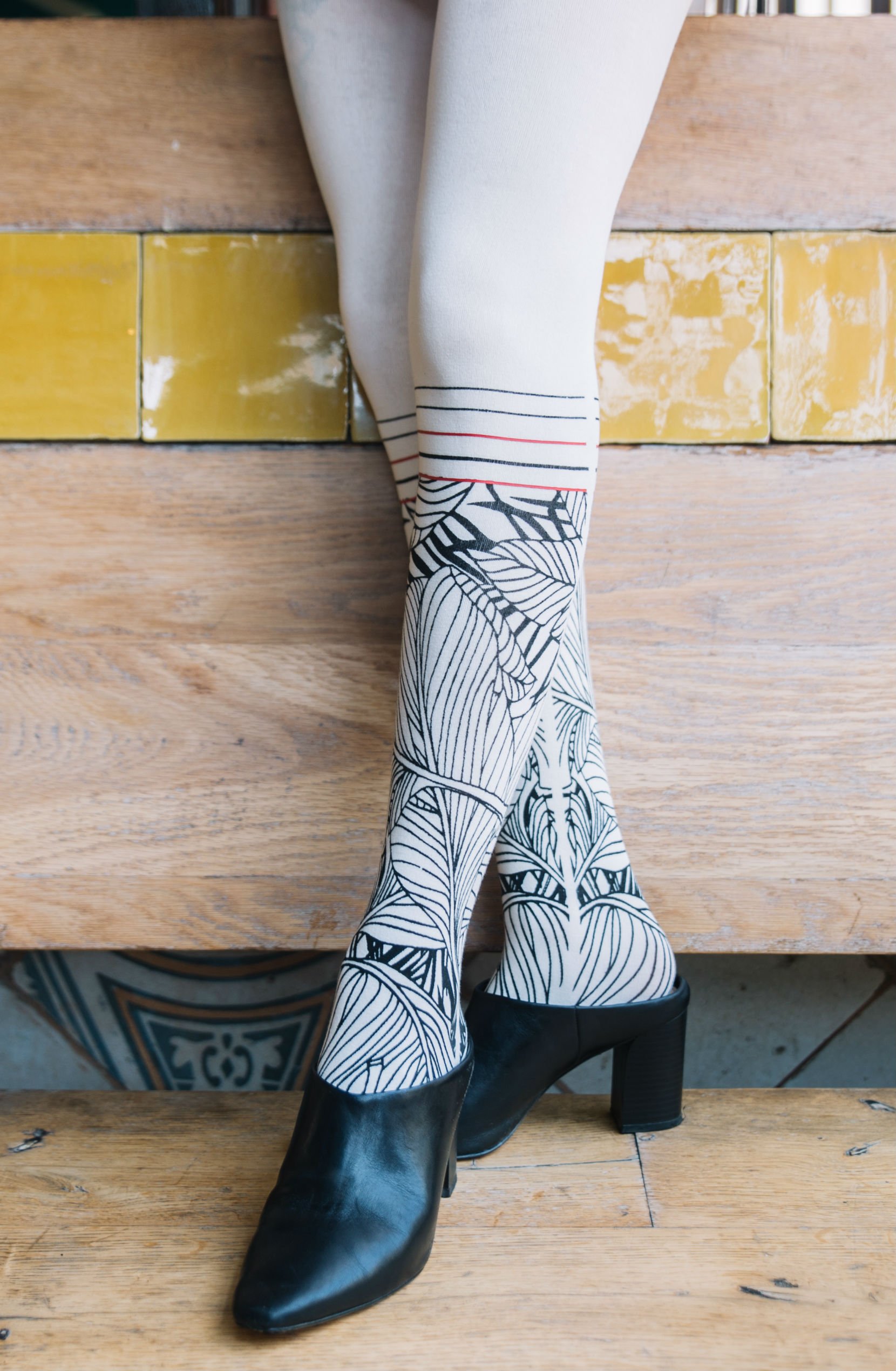 Zohara “Waikiki Nights” Cream Tights