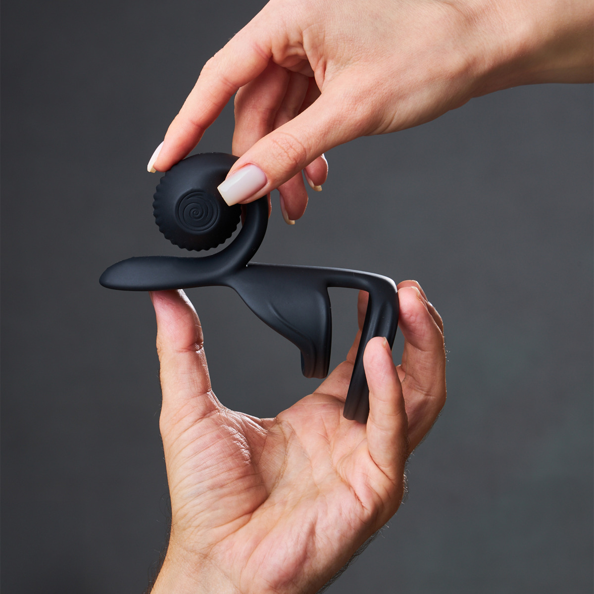 SVibe Snail JOVI Couples Ring – Black